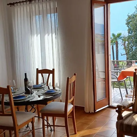 Da Reto By Interhome